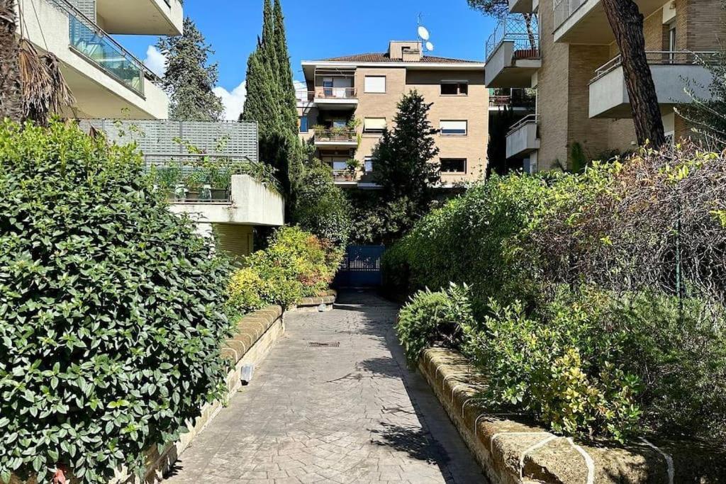 Elegant With Terrace In Balduina Appartement Rome